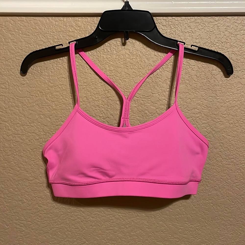 Lululemon Barbie pink sports bra